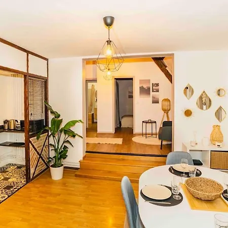 Nid Douillet La Cour Du Dauphin, Vue Cathedrale Imprenable Apartment *